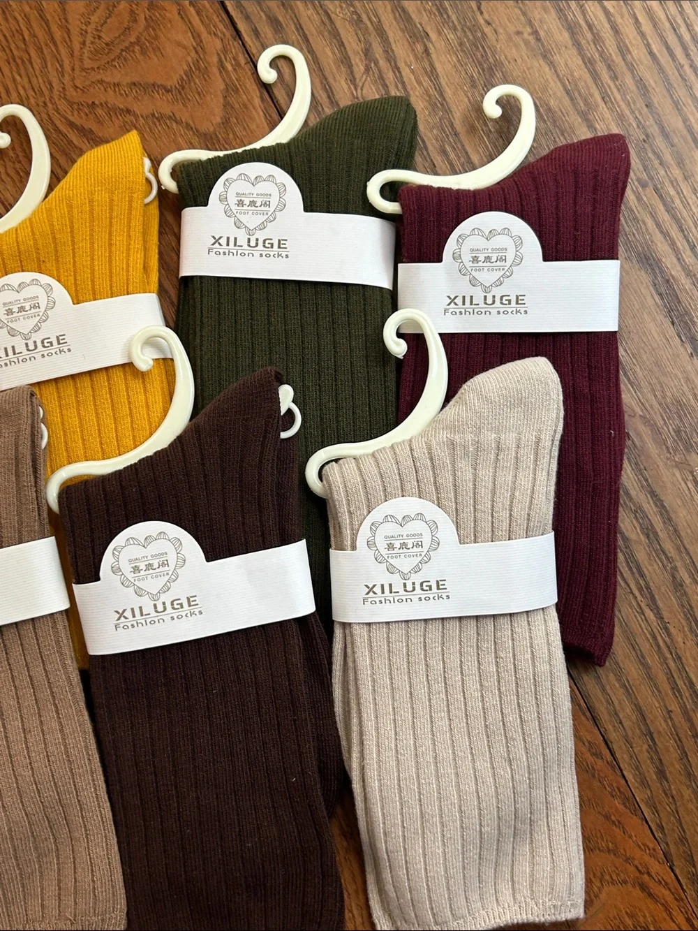 Lucky 🍀 7 Pairs of Women’s Socks 🧦 work or play chose your color! Back to 🏫